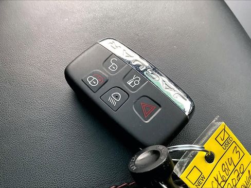 Used 2020 Jaguar F-TYPE Coupe image 14