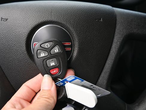 New 2025 GMC Savana 2500 w/ Driver Convenience Package image 25