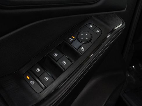 Used 2023 Nissan Rogue SV w/ SV Premium B Package AWD/4WD image 22