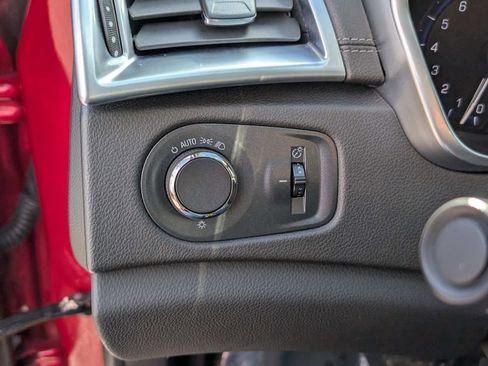 Used 2016 Cadillac SRX Base image 18