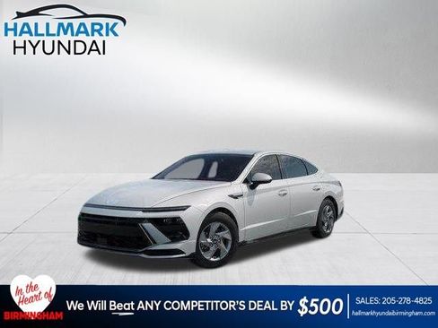 New 2026 Hyundai Sonata SE FWD image 1