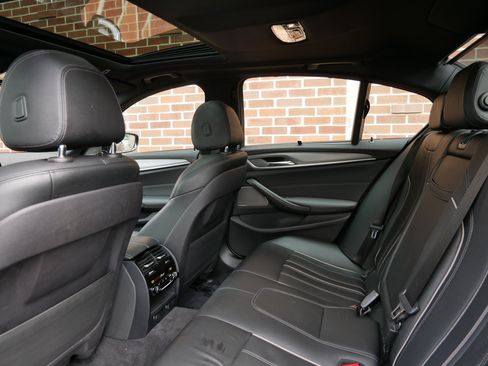 Used 2019 BMW 540i xDrive AWD/4WD image 10