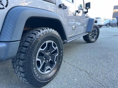Used 2016 Jeep Wrangler Unlimited Rubicon image 33