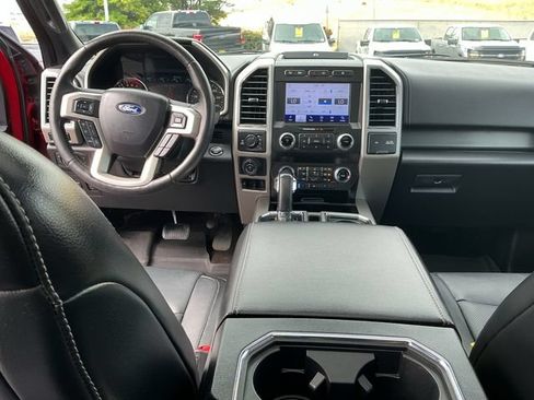 Used 2019 Ford F150 Lariat w/ Equipment Group 502A Luxury AWD/4WD image 21