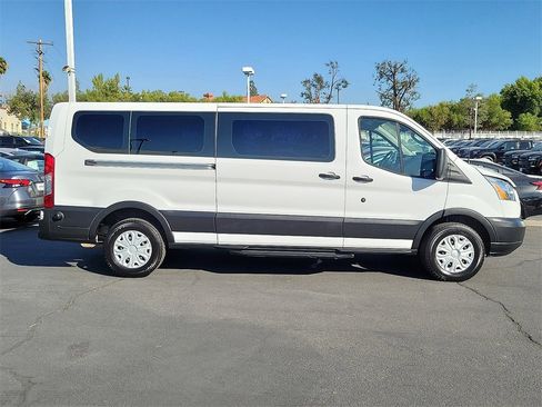 Used 2019 Ford Transit 350 XLT image 29