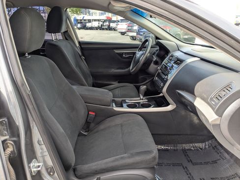 Used 2014 Nissan Altima 2.5 S FWD image 31