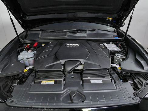 Used 2023 Audi Q8 Premium Plus w/ Premium Plus Package AWD/4WD image 36