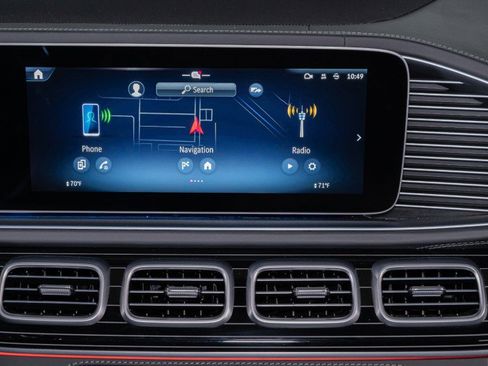 Certified 2024 Mercedes-Benz Maybach GLS 600 4MATIC image 23
