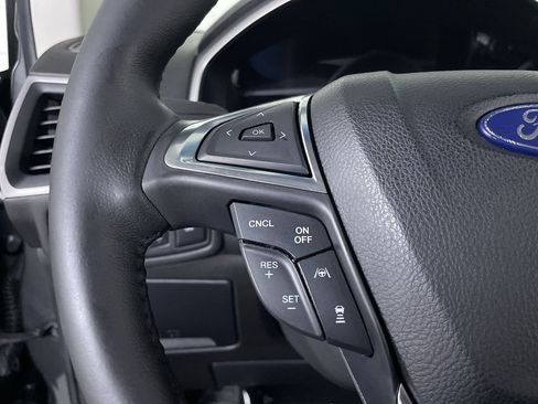 Used 2020 Ford Edge SEL AWD/4WD image 25