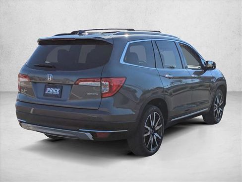 Used 2019 Honda Pilot Touring image 4