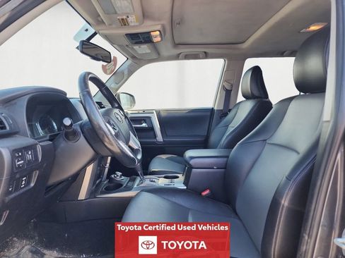 Certified 2016 Toyota 4Runner SR5 Premium AWD/4WD image 11