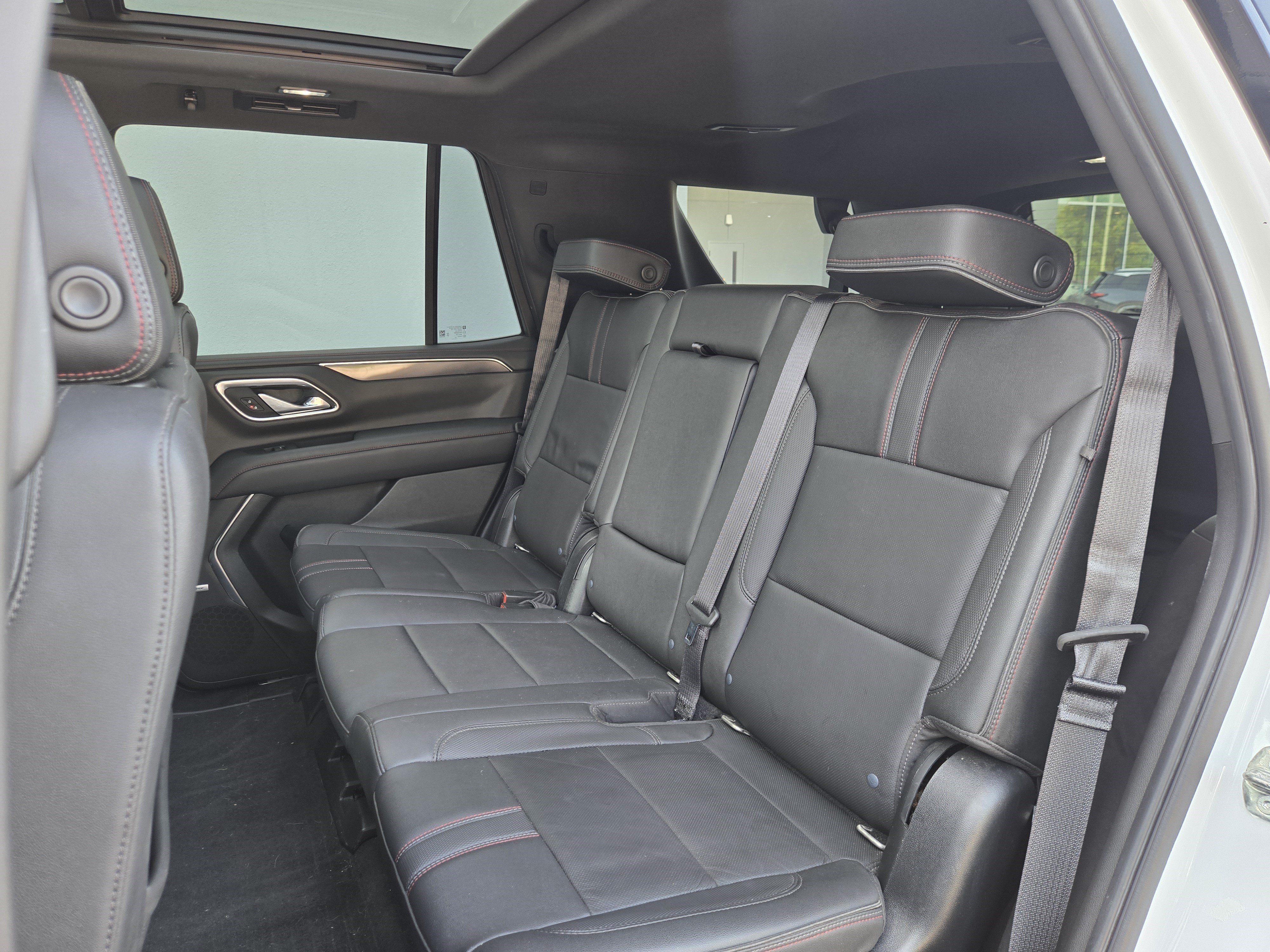Used 2021 Chevrolet Tahoe RST AWD/4WD image 33