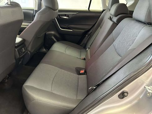 Used 2025 Toyota RAV4 XLE AWD/4WD image 14