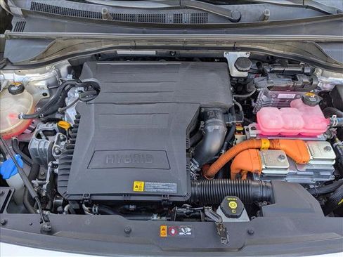 Used 2020 Kia Niro LX image 22