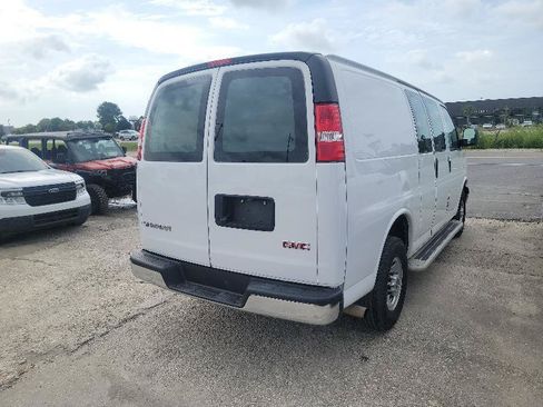 Used 2024 GMC Savana 2500 w/ Driver Convenience Package RWD image 6