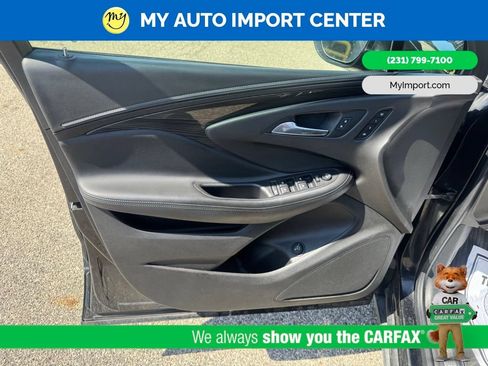 Used 2020 Buick Envision Essence w/ LPO, Cargo Package AWD/4WD image 12