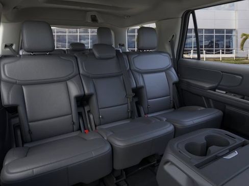New 2026 Ford Expedition Active RWD image 32