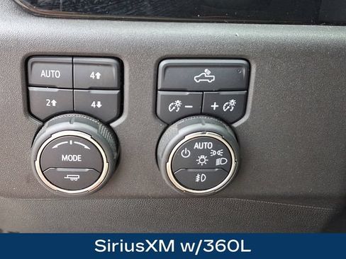 Used 2022 Chevrolet Silverado 1500 RST AWD/4WD image 14