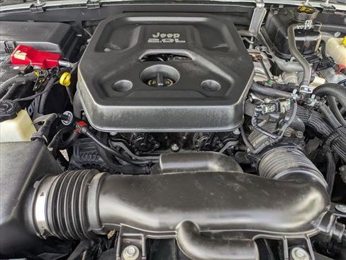 Used 2021 Jeep Wrangler Unlimited Sahara image 23