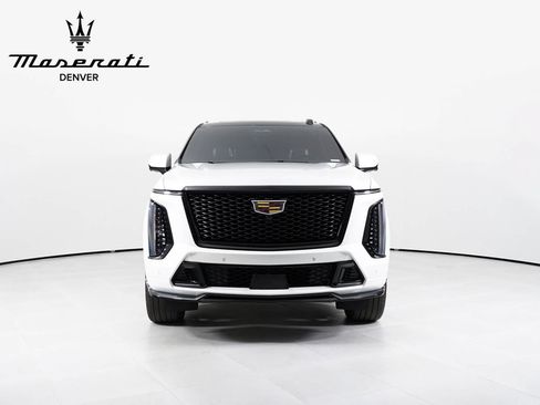 Used 2025 Cadillac Escalade V AWD/4WD image 11