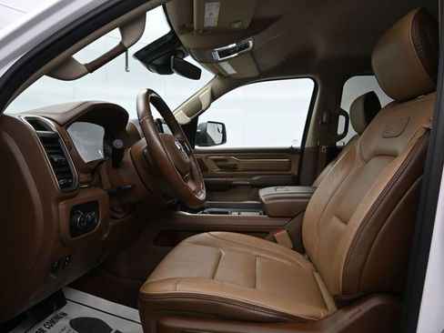 Used 2020 RAM 1500 Limited image 9