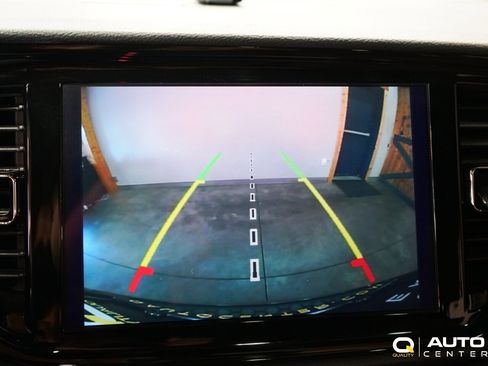 Used 2025 Dodge Durango R/T w/ Blacktop Package image 30