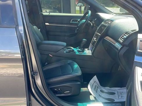 Used 2016 Ford Explorer Limited FWD image 14