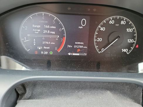 Used 2023 Honda HR-V LX image 12