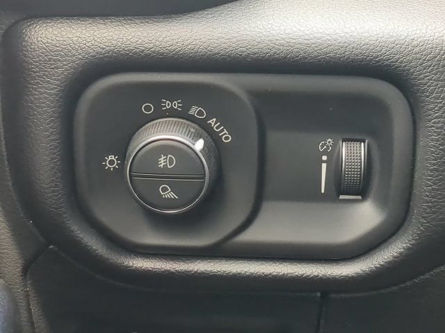 Used 2022 RAM 1500 Big Horn AWD/4WD image 25