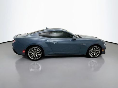 Used 2025 Ford Mustang GT Premium RWD image 8