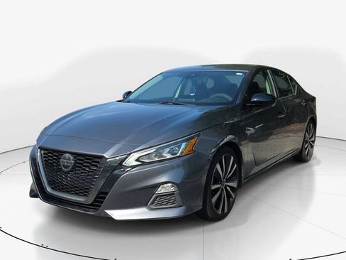 Used 2020 Nissan Altima 2.5 SR FWD image 10