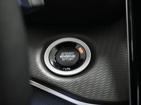 Used 2025 Jeep Grand Cherokee L Laredo w/ Luxury Tech Group I image 23