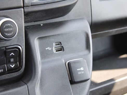 Used 2023 RAM ProMaster 2500 FWD image 32