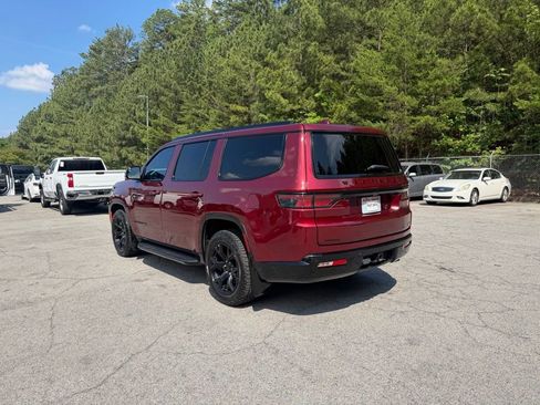 Used 2023 Jeep Wagoneer Series II w/ Convenience Group I AWD/4WD image 4