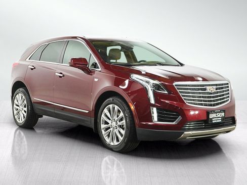 Used 2018 Cadillac XT5 Platinum AWD/4WD image 7
