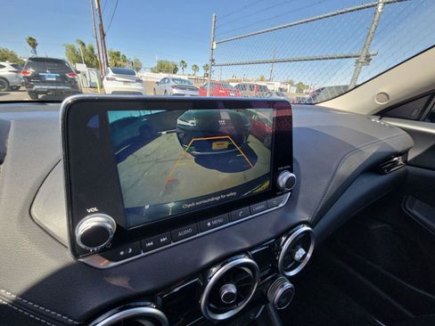 Used 2025 Nissan Sentra SV FWD image 35