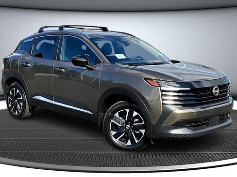 New 2026 Nissan Kicks SV w/ SV Premium Package image 1