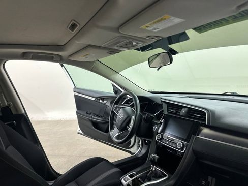 Used 2018 Honda Civic EX-T image 18