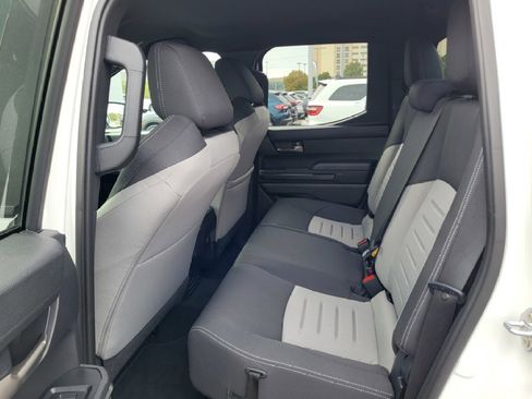 Used 2025 Toyota Tacoma TRD Off-Road image 35