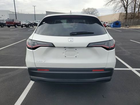 New 2026 Honda HR-V LX image 15
