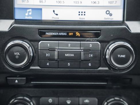 Used 2016 Ford F150 XLT w/ Equipment Group 302A Luxury image 27