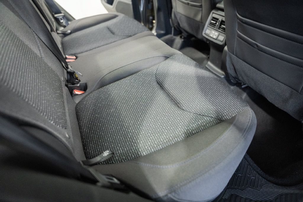 Used 2025 Subaru Forester Premium AWD/4WD image 28