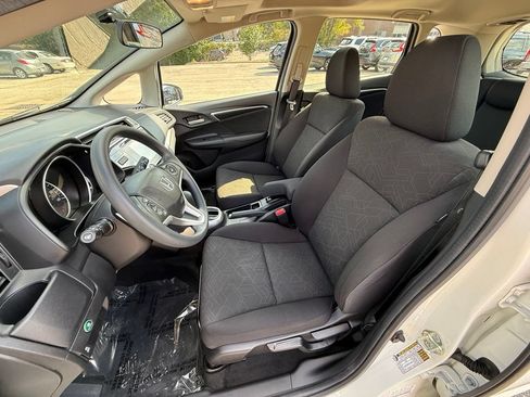 Used 2017 Honda Fit EX image 11