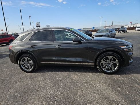 Used 2025 Genesis GV70 2.5T AWD/4WD image 9
