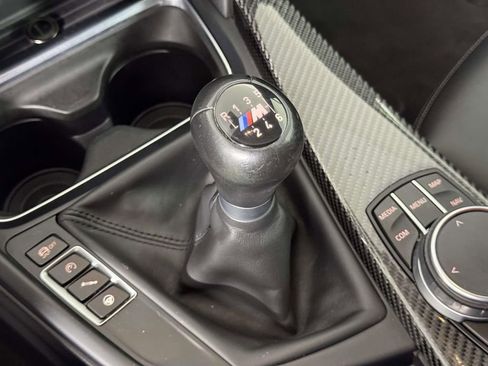 Used 2018 BMW M4 Coupe RWD image 30