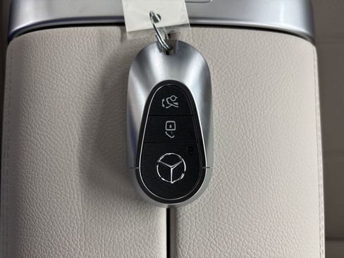 Certified 2025 Mercedes-Benz C 300 Sedan image 35