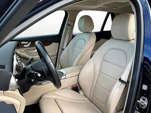 Certified 2021 Mercedes-Benz GLC 300 4MATIC image 21