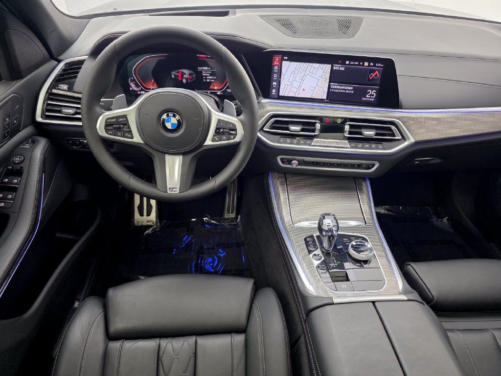 Used 2020 BMW X5 sDrive40i w/ M Sport Package RWD image 13