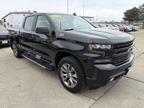 Used 2019 Chevrolet Silverado 1500 RST image 12