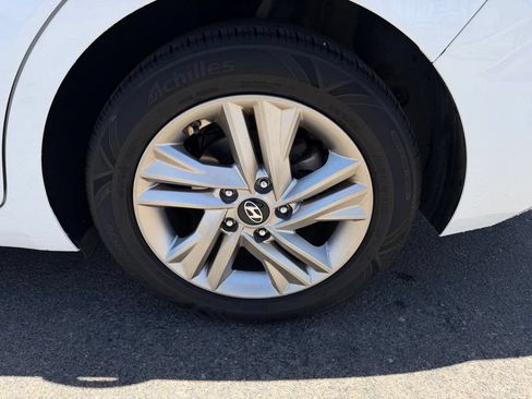 Used 2019 Hyundai Elantra SEL w/ Cargo Package FWD image 8